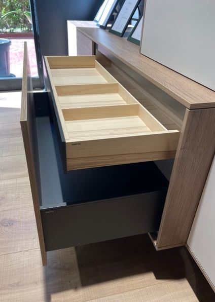 cajon interior